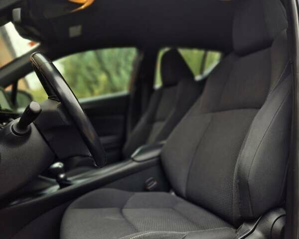 Серый Тойота C-HR, объемом двигателя 2 л и пробегом 67 тыс. км за 17300 $, фото 42 на Automoto.ua