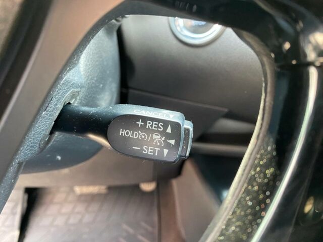 Серый Тойота C-HR, объемом двигателя 1.8 л и пробегом 109 тыс. км за 18600 $, фото 18 на Automoto.ua
