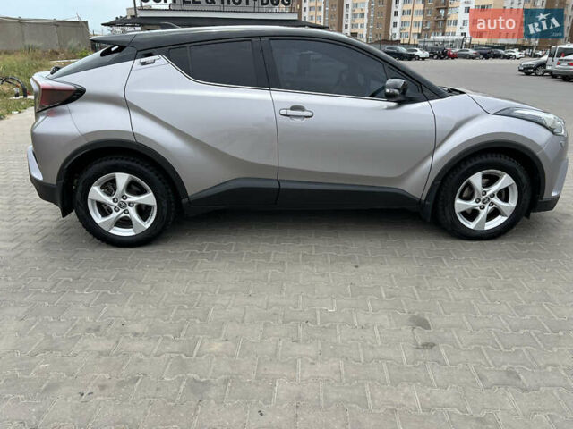 Сірий Тойота C-HR, об'ємом двигуна 1.2 л та пробігом 50 тис. км за 22000 $, фото 4 на Automoto.ua