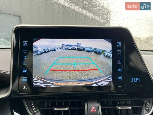 Серый Тойота C-HR, объемом двигателя 1.2 л и пробегом 108 тыс. км за 19290 $, фото 32 на Automoto.ua