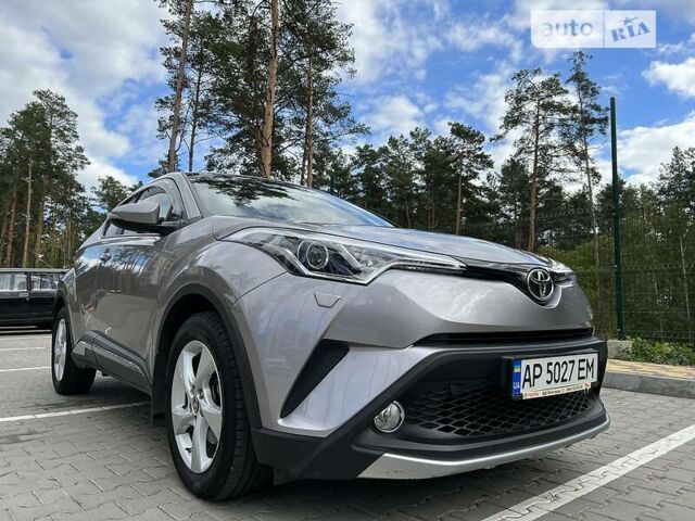 Сірий Тойота C-HR, об'ємом двигуна 1.2 л та пробігом 39 тис. км за 21900 $, фото 35 на Automoto.ua