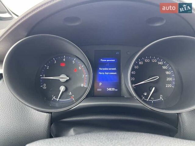 Серый Тойота C-HR, объемом двигателя 1.2 л и пробегом 55 тыс. км за 23200 $, фото 35 на Automoto.ua