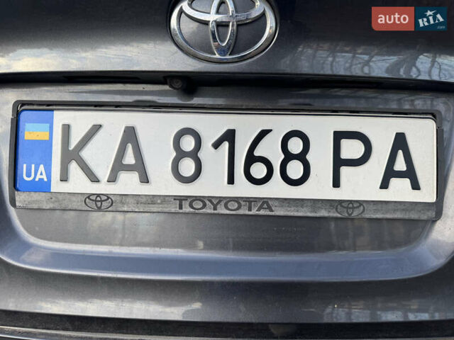 Сірий Тойота C-HR, об'ємом двигуна 1.99 л та пробігом 133 тис. км за 15499 $, фото 9 на Automoto.ua