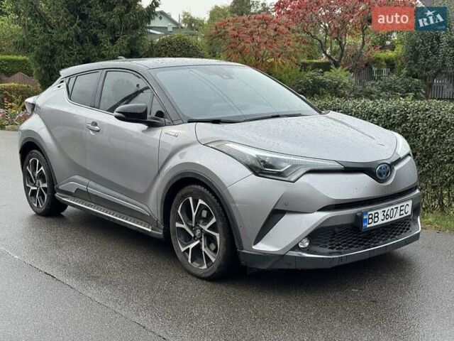 Серый Тойота C-HR, объемом двигателя 1.8 л и пробегом 90 тыс. км за 22700 $, фото 15 на Automoto.ua