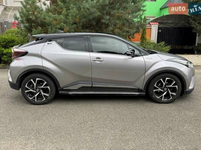 Сірий Тойота C-HR, об'ємом двигуна 1.8 л та пробігом 90 тис. км за 23400 $, фото 17 на Automoto.ua