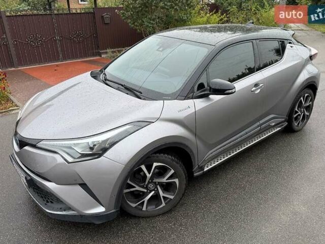 Серый Тойота C-HR, объемом двигателя 1.8 л и пробегом 90 тыс. км за 22700 $, фото 6 на Automoto.ua