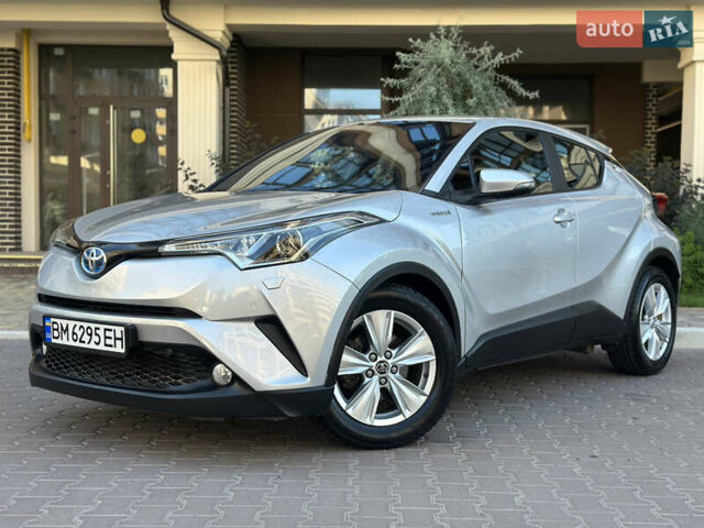 Серый Тойота C-HR, объемом двигателя 1.8 л и пробегом 90 тыс. км за 19700 $, фото 7 на Automoto.ua