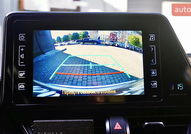 Серый Тойота C-HR, объемом двигателя 1.2 л и пробегом 89 тыс. км за 18500 $, фото 30 на Automoto.ua