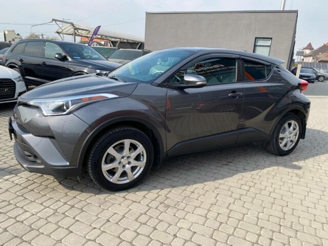 Серый Тойота C-HR, объемом двигателя 1.8 л и пробегом 109 тыс. км за 18600 $, фото 3 на Automoto.ua
