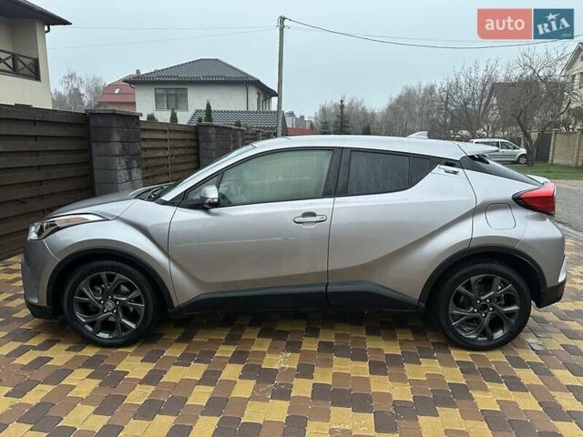 Серый Тойота C-HR, объемом двигателя 1.99 л и пробегом 94 тыс. км за 16200 $, фото 28 на Automoto.ua