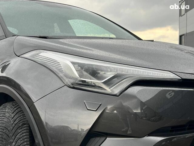 Сірий Тойота C-HR, об'ємом двигуна 1.2 л та пробігом 108 тис. км за 19290 $, фото 12 на Automoto.ua
