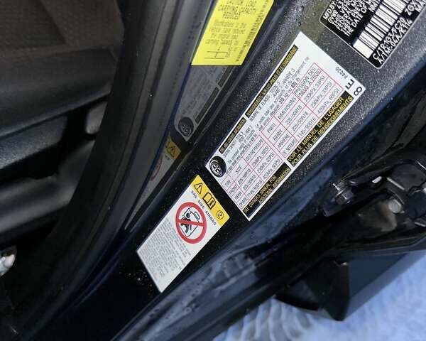 Сірий Тойота C-HR, об'ємом двигуна 1.99 л та пробігом 105 тис. км за 18000 $, фото 18 на Automoto.ua