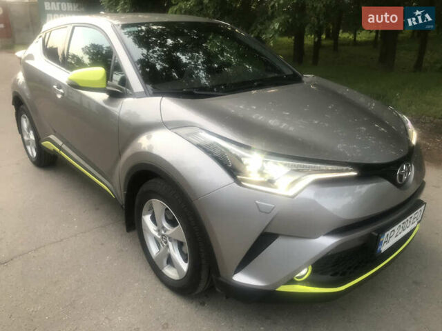 Серый Тойота C-HR, объемом двигателя 1.2 л и пробегом 76 тыс. км за 22000 $, фото 13 на Automoto.ua
