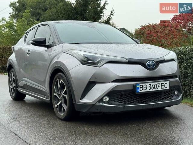 Серый Тойота C-HR, объемом двигателя 1.8 л и пробегом 90 тыс. км за 22700 $, фото 16 на Automoto.ua