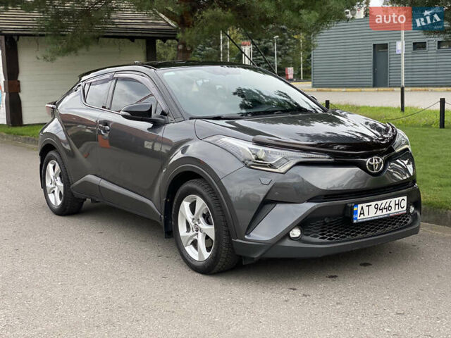 Серый Тойота C-HR, объемом двигателя 1.2 л и пробегом 64 тыс. км за 21450 $, фото 48 на Automoto.ua