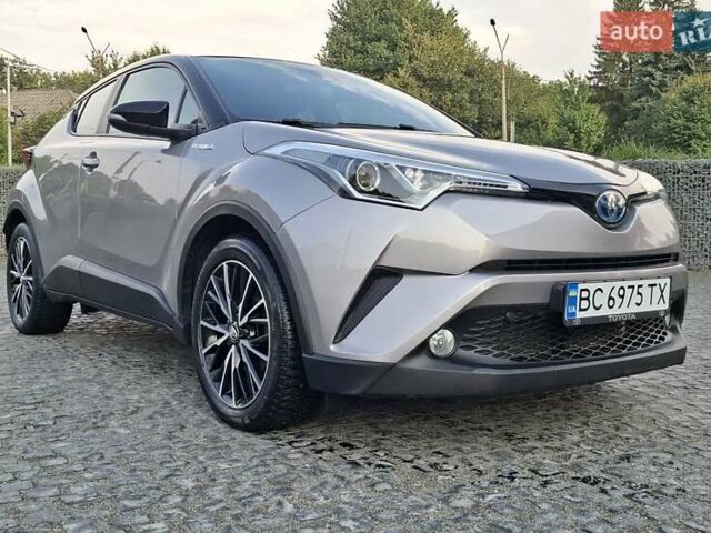 Серый Тойота C-HR, объемом двигателя 1.8 л и пробегом 90 тыс. км за 20300 $, фото 8 на Automoto.ua