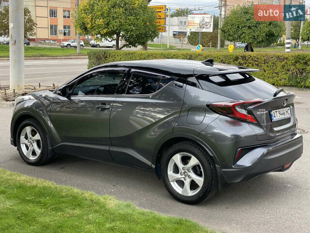 Серый Тойота C-HR, объемом двигателя 1.2 л и пробегом 64 тыс. км за 21450 $, фото 54 на Automoto.ua