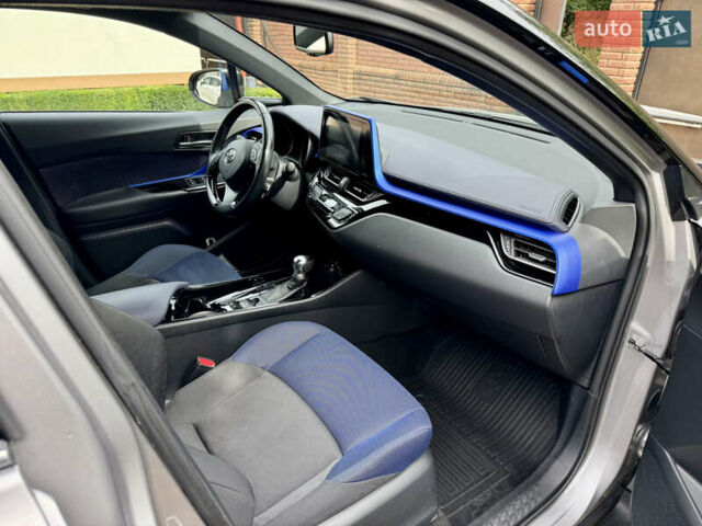 Сірий Тойота C-HR, об'ємом двигуна 1.99 л та пробігом 92 тис. км за 18700 $, фото 19 на Automoto.ua