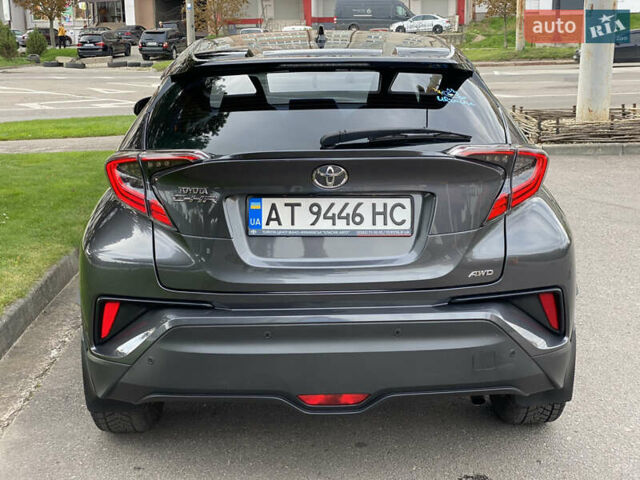 Серый Тойота C-HR, объемом двигателя 1.2 л и пробегом 64 тыс. км за 21450 $, фото 53 на Automoto.ua