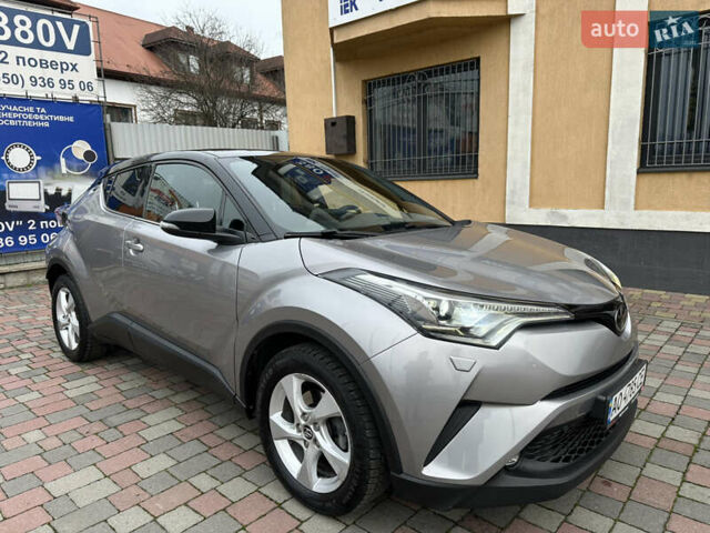 Сірий Тойота C-HR, об'ємом двигуна 1.2 л та пробігом 102 тис. км за 20800 $, фото 13 на Automoto.ua