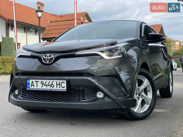 Серый Тойота C-HR, объемом двигателя 1.2 л и пробегом 64 тыс. км за 21450 $, фото 22 на Automoto.ua