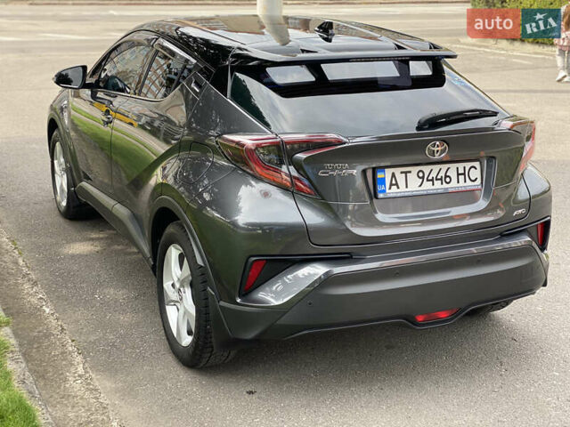 Серый Тойота C-HR, объемом двигателя 1.2 л и пробегом 64 тыс. км за 21450 $, фото 17 на Automoto.ua