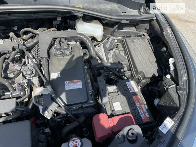 Серый Тойота C-HR, объемом двигателя 1.8 л и пробегом 98 тыс. км за 25400 $, фото 20 на Automoto.ua