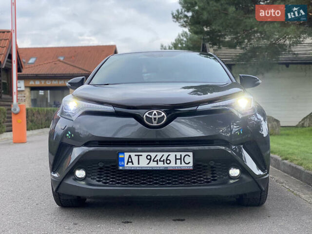 Серый Тойота C-HR, объемом двигателя 1.2 л и пробегом 64 тыс. км за 21450 $, фото 64 на Automoto.ua