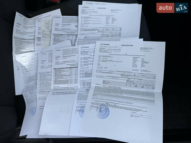 Сірий Тойота C-HR, об'ємом двигуна 1.99 л та пробігом 92 тис. км за 18700 $, фото 35 на Automoto.ua