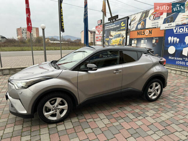 Сірий Тойота C-HR, об'ємом двигуна 1.2 л та пробігом 102 тис. км за 20800 $, фото 10 на Automoto.ua