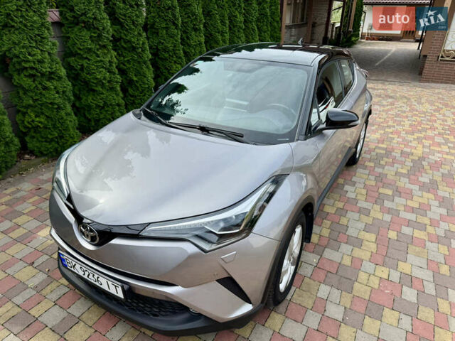 Сірий Тойота C-HR, об'ємом двигуна 1.99 л та пробігом 92 тис. км за 18700 $, фото 3 на Automoto.ua