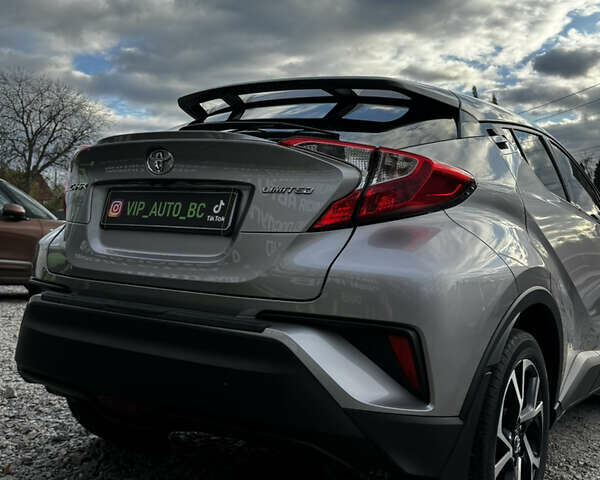 Сірий Тойота C-HR, об'ємом двигуна 1.99 л та пробігом 53 тис. км за 21000 $, фото 4 на Automoto.ua
