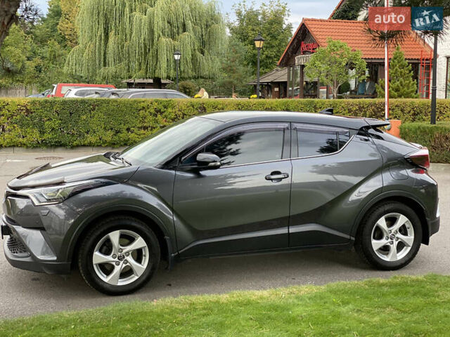 Серый Тойота C-HR, объемом двигателя 1.2 л и пробегом 64 тыс. км за 21450 $, фото 56 на Automoto.ua