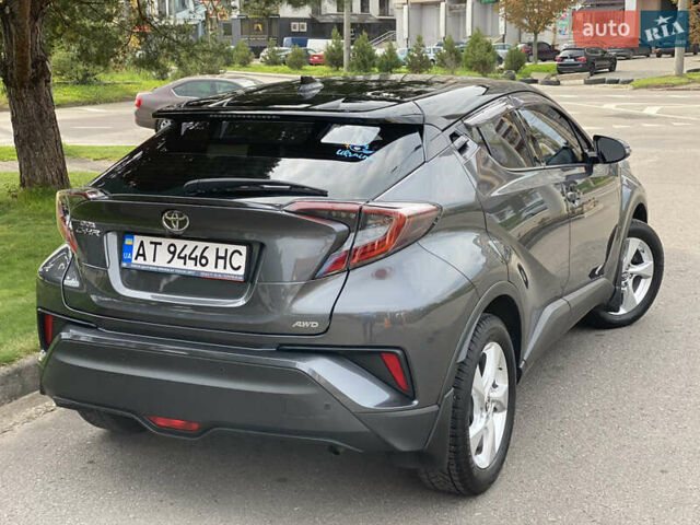 Серый Тойота C-HR, объемом двигателя 1.2 л и пробегом 64 тыс. км за 21450 $, фото 21 на Automoto.ua