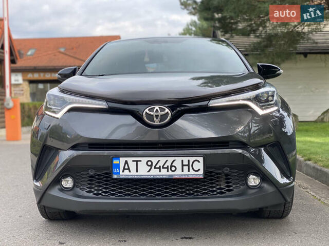 Серый Тойота C-HR, объемом двигателя 1.2 л и пробегом 64 тыс. км за 21450 $, фото 11 на Automoto.ua