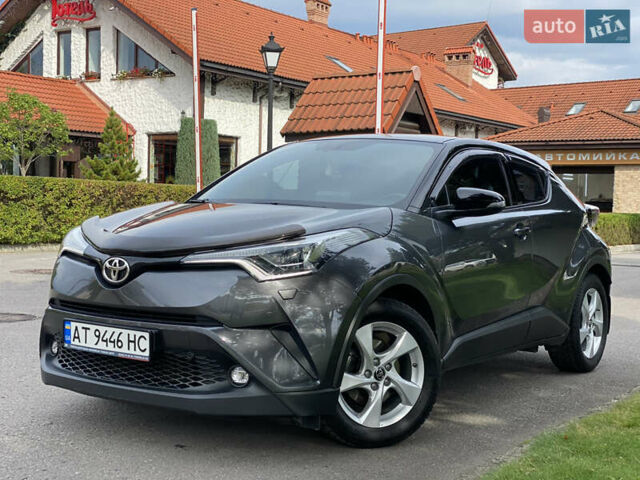 Серый Тойота C-HR, объемом двигателя 1.2 л и пробегом 64 тыс. км за 21450 $, фото 24 на Automoto.ua