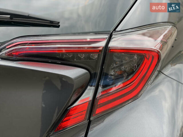 Серый Тойота C-HR, объемом двигателя 1.2 л и пробегом 64 тыс. км за 21450 $, фото 29 на Automoto.ua