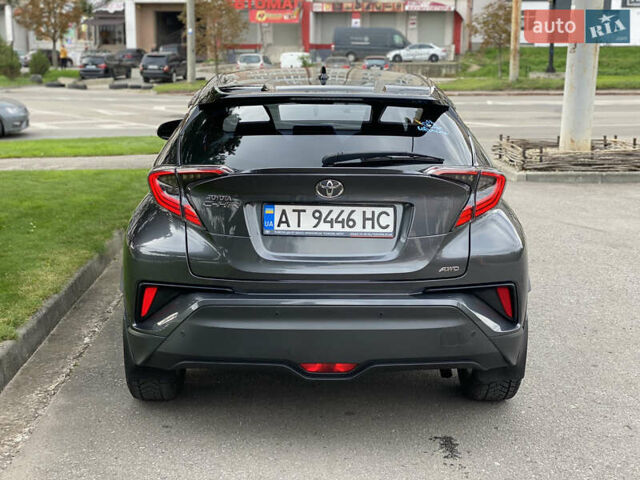 Серый Тойота C-HR, объемом двигателя 1.2 л и пробегом 64 тыс. км за 21450 $, фото 52 на Automoto.ua
