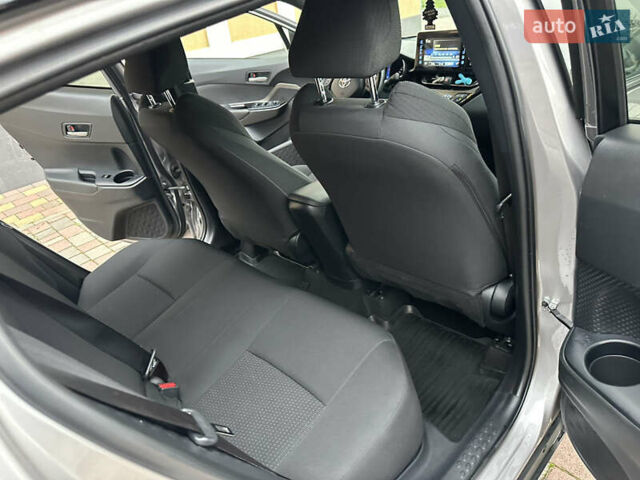 Сірий Тойота C-HR, об'ємом двигуна 1.2 л та пробігом 102 тис. км за 20800 $, фото 39 на Automoto.ua