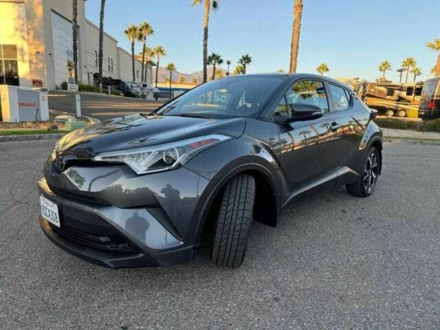 Тойота C-HR 2018 в Тернополе на Automoto.ua Серый Тойота C-HR, объемом двигателя 2 л и пробегом 53 тыс. км за 5800 $, фото 5 на Automoto.ua