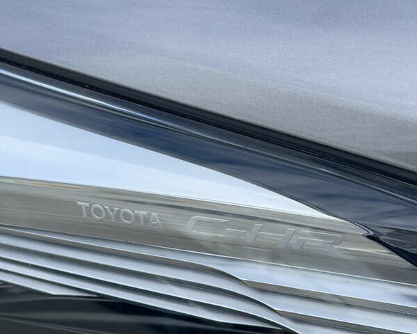 Серый Тойота C-HR, объемом двигателя 2 л и пробегом 39 тыс. км за 25900 $, фото 5 на Automoto.ua
