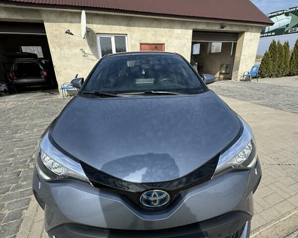 Сірий Тойота C-HR, об'ємом двигуна 1.8 л та пробігом 141 тис. км за 23000 $, фото 5 на Automoto.ua