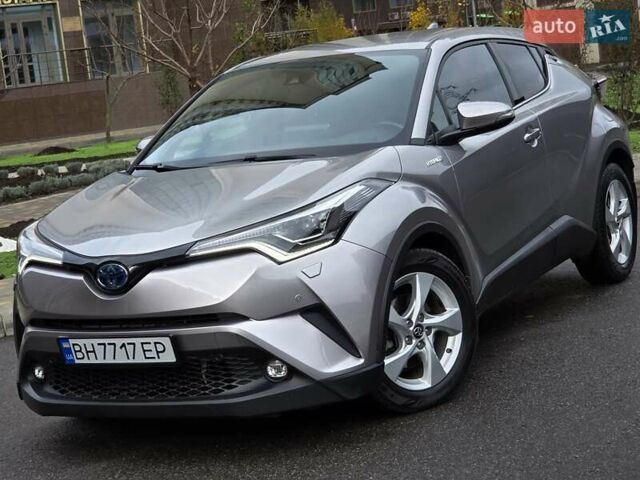 Сірий Тойота C-HR, об'ємом двигуна 1.8 л та пробігом 60 тис. км за 26500 $, фото 9 на Automoto.ua