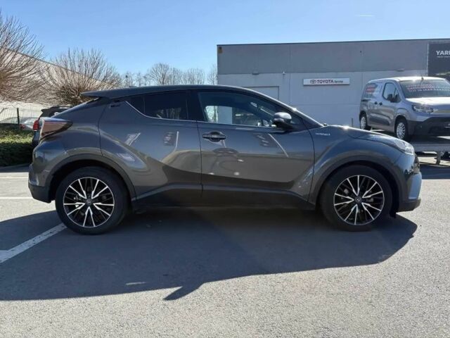 Серый Тойота C-HR, объемом двигателя 1.8 л и пробегом 64 тыс. км за 13600 $, фото 2 на Automoto.ua
