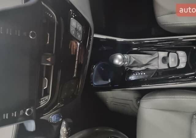 Сірий Тойота C-HR, об'ємом двигуна 1.8 л та пробігом 86 тис. км за 23800 $, фото 7 на Automoto.ua