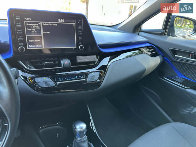 Сірий Тойота C-HR, об'ємом двигуна 1.2 л та пробігом 25 тис. км за 23900 $, фото 36 на Automoto.ua