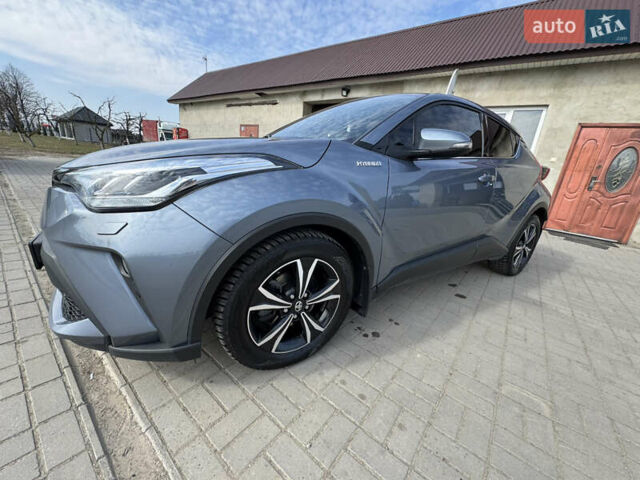 Сірий Тойота C-HR, об'ємом двигуна 1.8 л та пробігом 141 тис. км за 23000 $, фото 3 на Automoto.ua