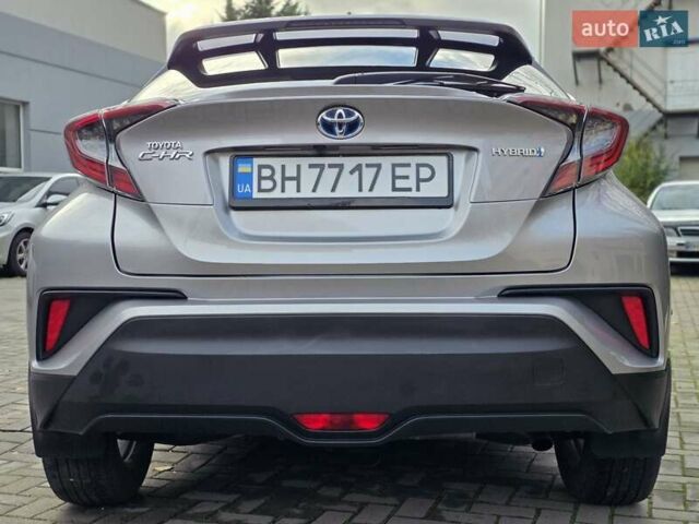 Сірий Тойота C-HR, об'ємом двигуна 1.8 л та пробігом 60 тис. км за 26500 $, фото 24 на Automoto.ua