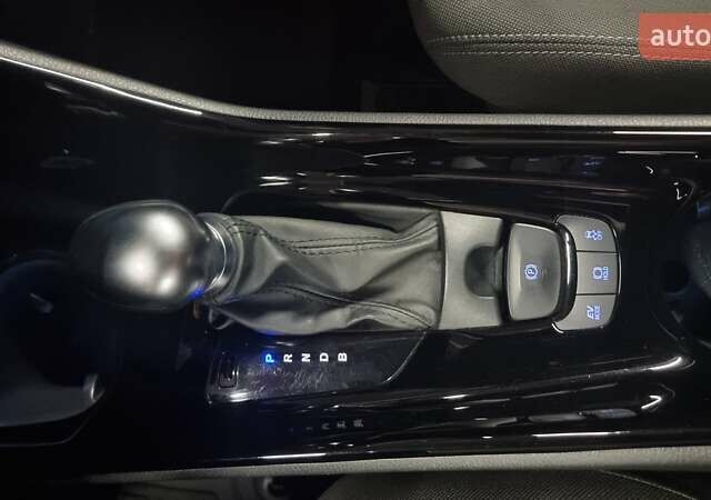 Сірий Тойота C-HR, об'ємом двигуна 1.8 л та пробігом 86 тис. км за 23800 $, фото 15 на Automoto.ua