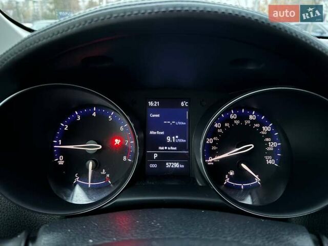 Серый Тойота C-HR, объемом двигателя 2 л и пробегом 57 тыс. км за 20990 $, фото 15 на Automoto.ua